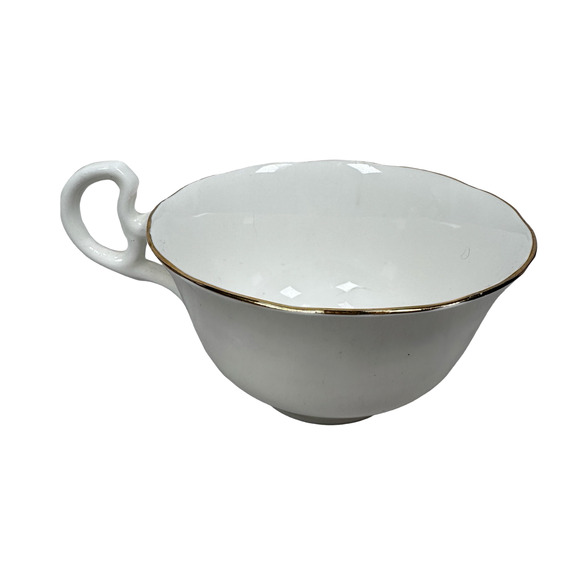 Vintage Radfords Teacup & Saucer 8059 White Floral Gold Trim Bone China England - Picture 2 of 8